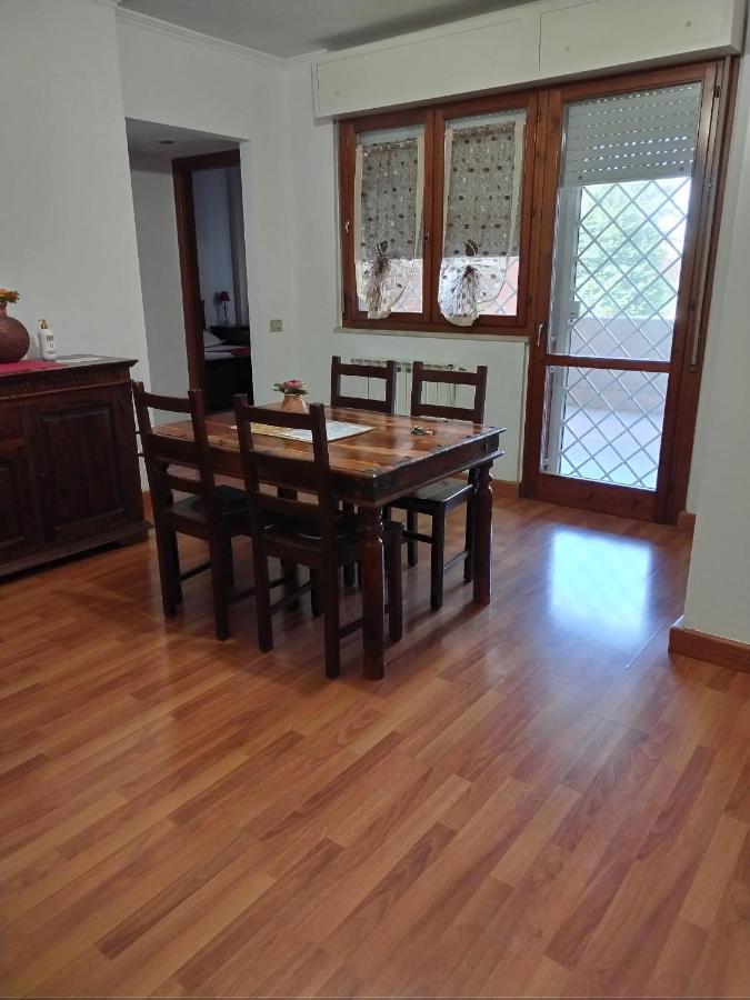 Appartamento Con Due Camere Pressi Eur Рим Экстерьер фото